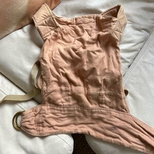 sakura bloom linen scout carrier